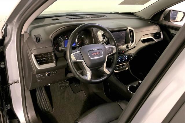 2024 GMC Terrain Vehicle Photo in Lees Summit, MO 64086