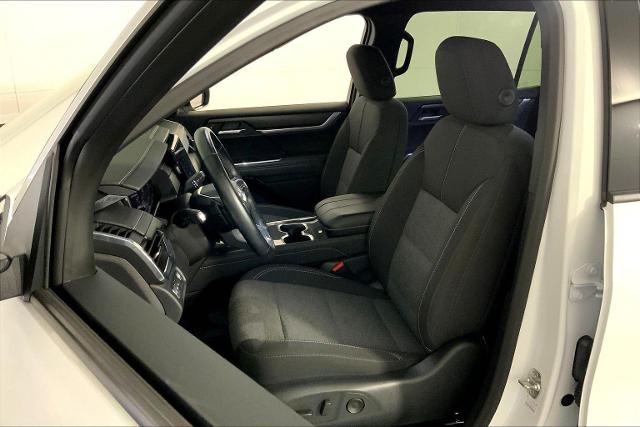 2025 GMC Acadia Vehicle Photo in KANSAS CITY, MO 64114-4545