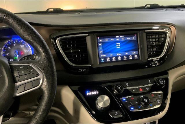 2021 Chrysler Voyager Vehicle Photo in INDEPENDENCE, MO 64055-1314