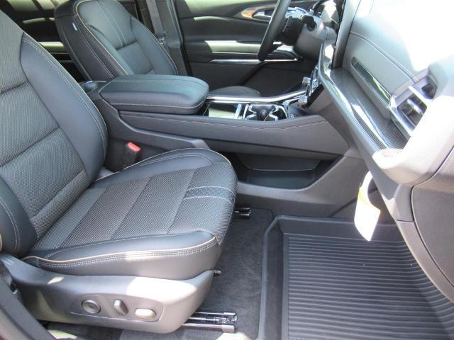 2025 Chevrolet Traverse Vehicle Photo in LEESBURG, FL 34788-4022