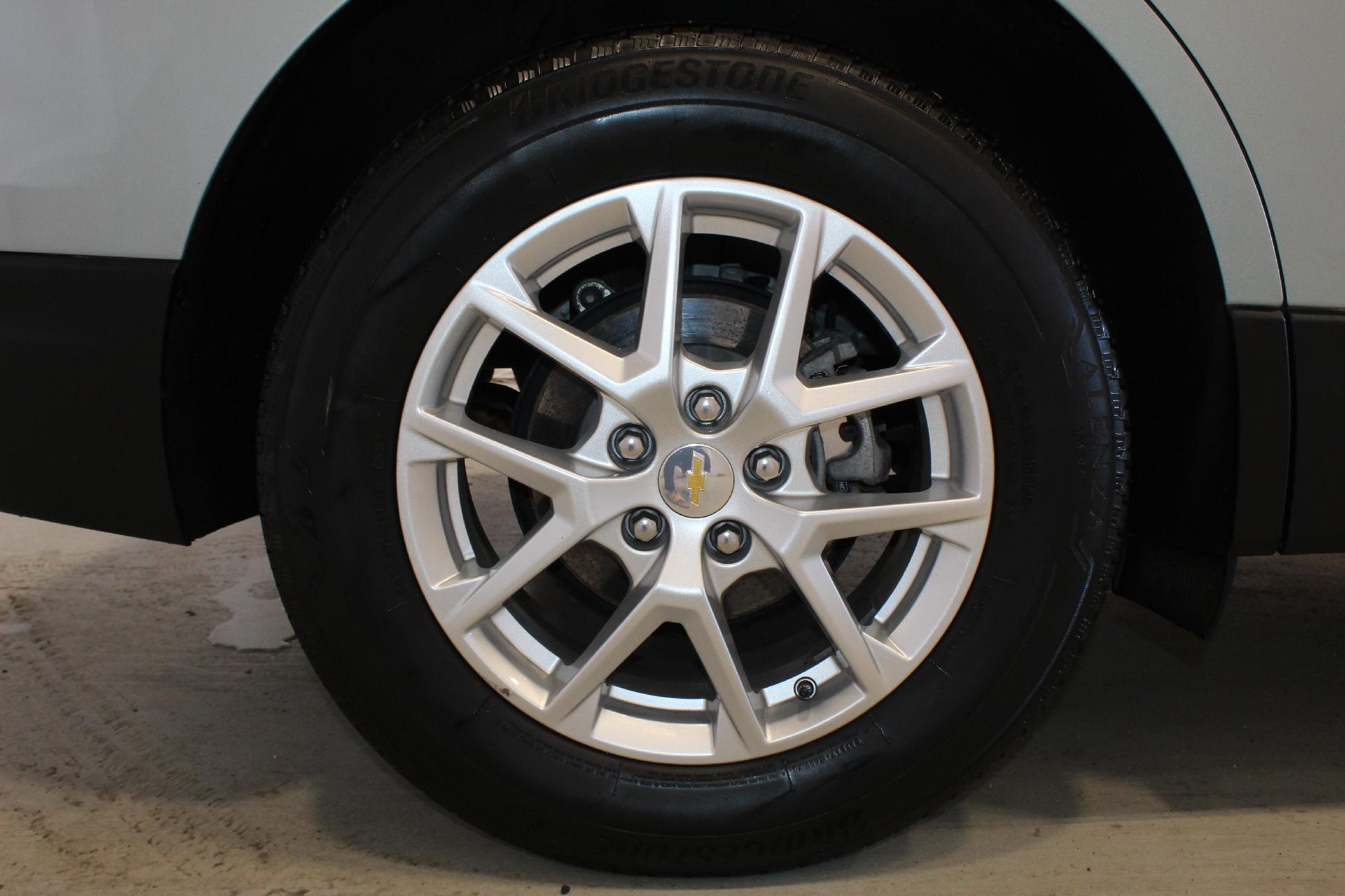 2022 Chevrolet Equinox Vehicle Photo in NORTHAMPTON, MA 01060-1120