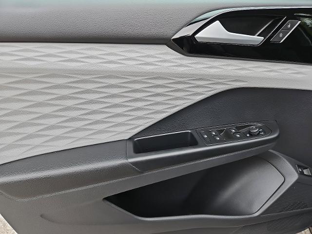 2022 Volkswagen Taos Vehicle Photo in TREVOSE, PA 19053-4984