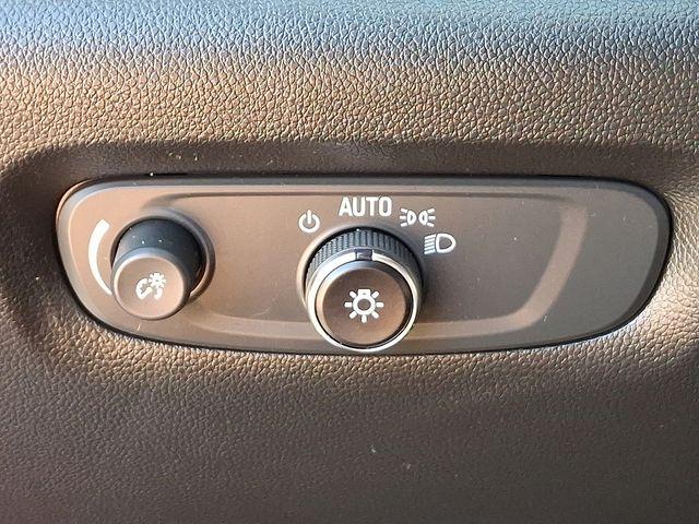 2023 Chevrolet Traverse Vehicle Photo in DANBURY, CT 06810-5034
