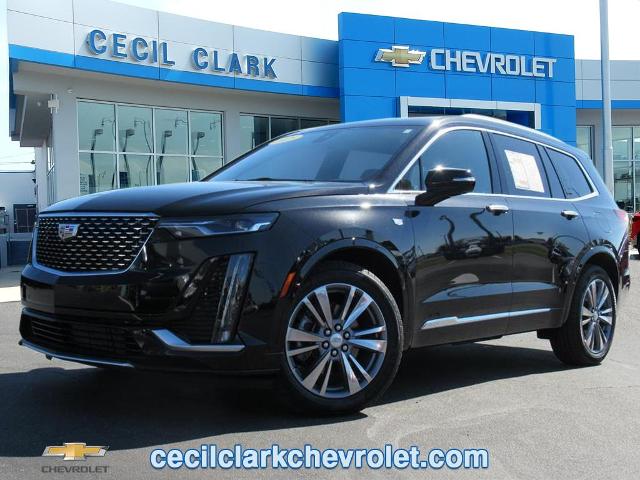 Select 2025 Cadillac XT6