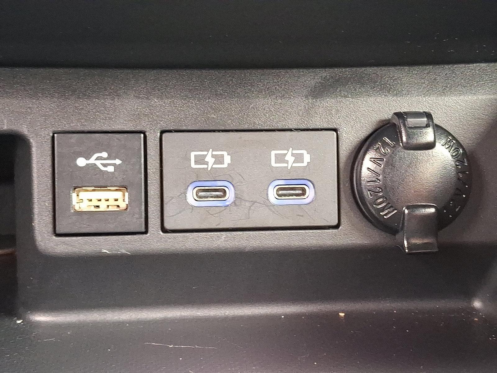 2022 Toyota Highlander Vehicle Photo in BETHLEHEM, PA 18017-9401