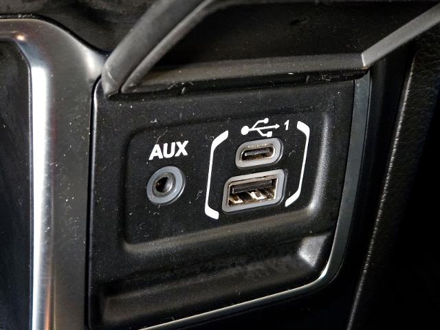 2024 Jeep Wrangler Vehicle Photo in Weatherford, TX 76087