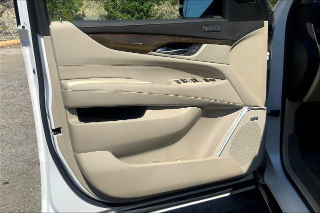 2020 Cadillac Escalade ESV Vehicle Photo in KANSAS CITY, MO 64114-4545