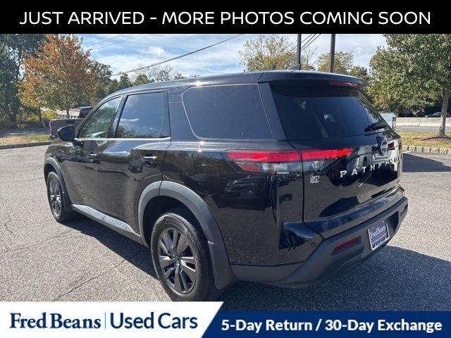 2023 Nissan Pathfinder Vehicle Photo in Flemington, NJ 08822