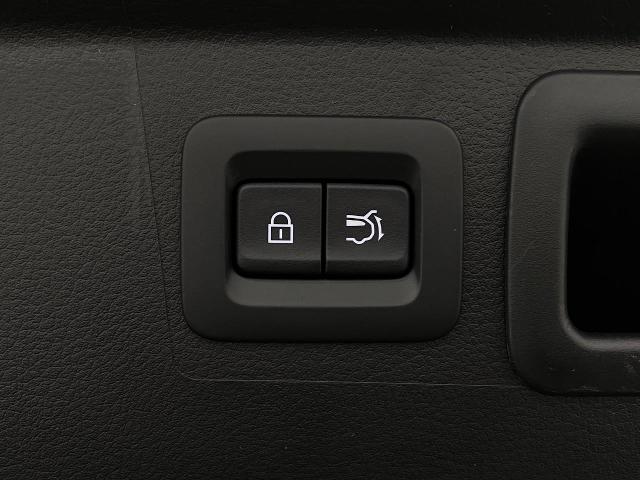 2025 Mazda CX-50 Vehicle Photo in Appleton, WI 54913