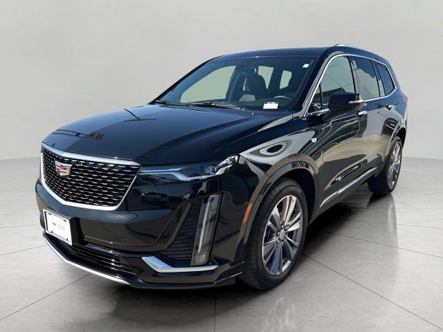 2025 Cadillac XT6 Vehicle Photo in MANITOWOC, WI 54220-5838