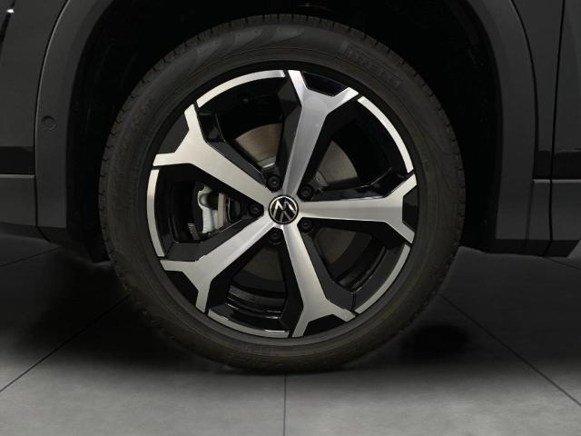 2025 Volkswagen Tiguan Vehicle Photo in Appleton, WI 54913