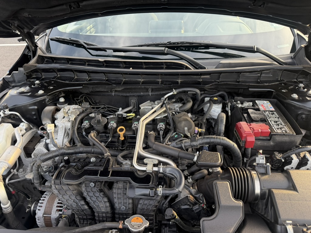 2022 Nissan Altima photo 30 of 33