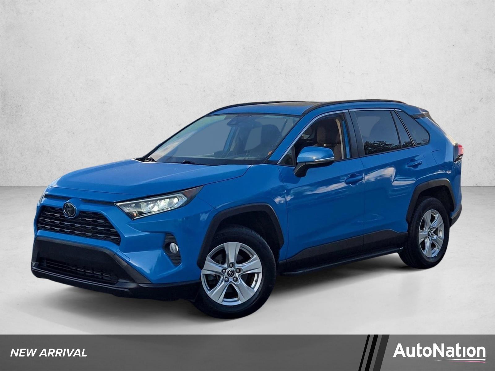2019 Toyota RAV4 Vehicle Photo in St. Petersburg, FL 33713