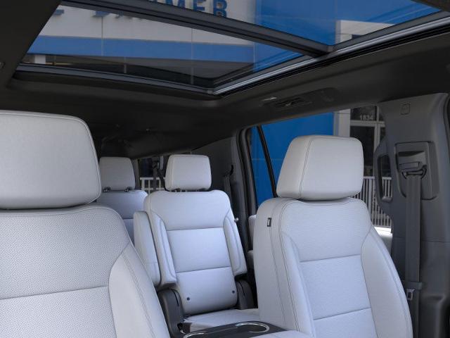 2025 Chevrolet Suburban Vehicle Photo in INDEPENDENCE, MO 64055-1314