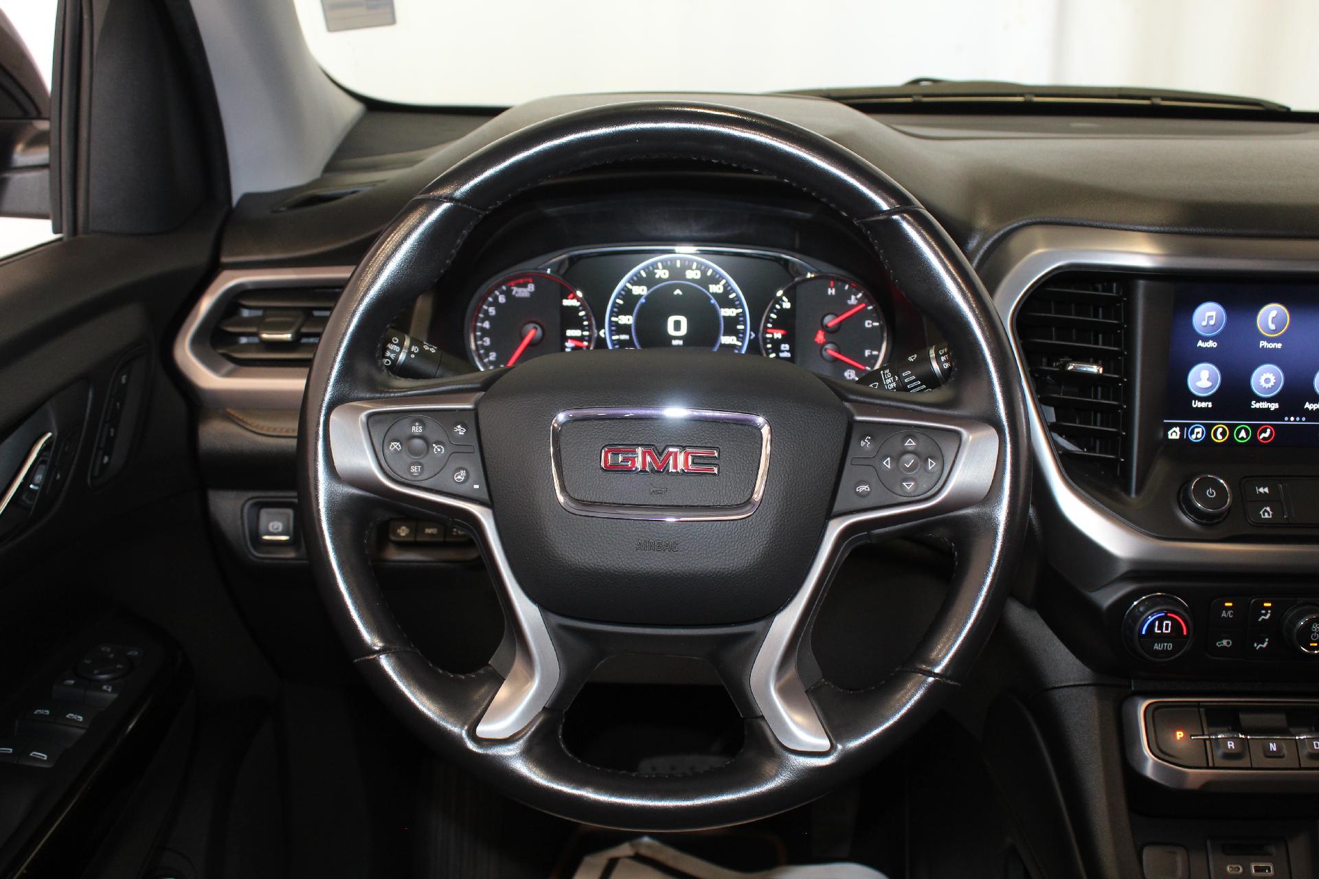 2022 GMC Acadia Vehicle Photo in NORTHAMPTON, MA 01060-1120