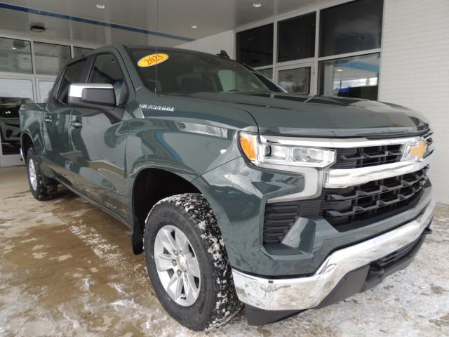 2025 Chevrolet Silverado 1500 Vehicle Photo in MEADVILLE, PA 16335-3862