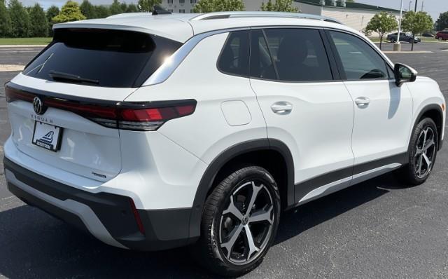 2025 Volkswagen Tiguan Vehicle Photo in Oshkosh, WI 54904