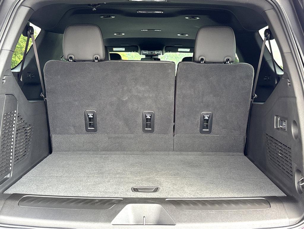 2025 Chevrolet Suburban Vehicle Photo in POOLER, GA 31322-3252