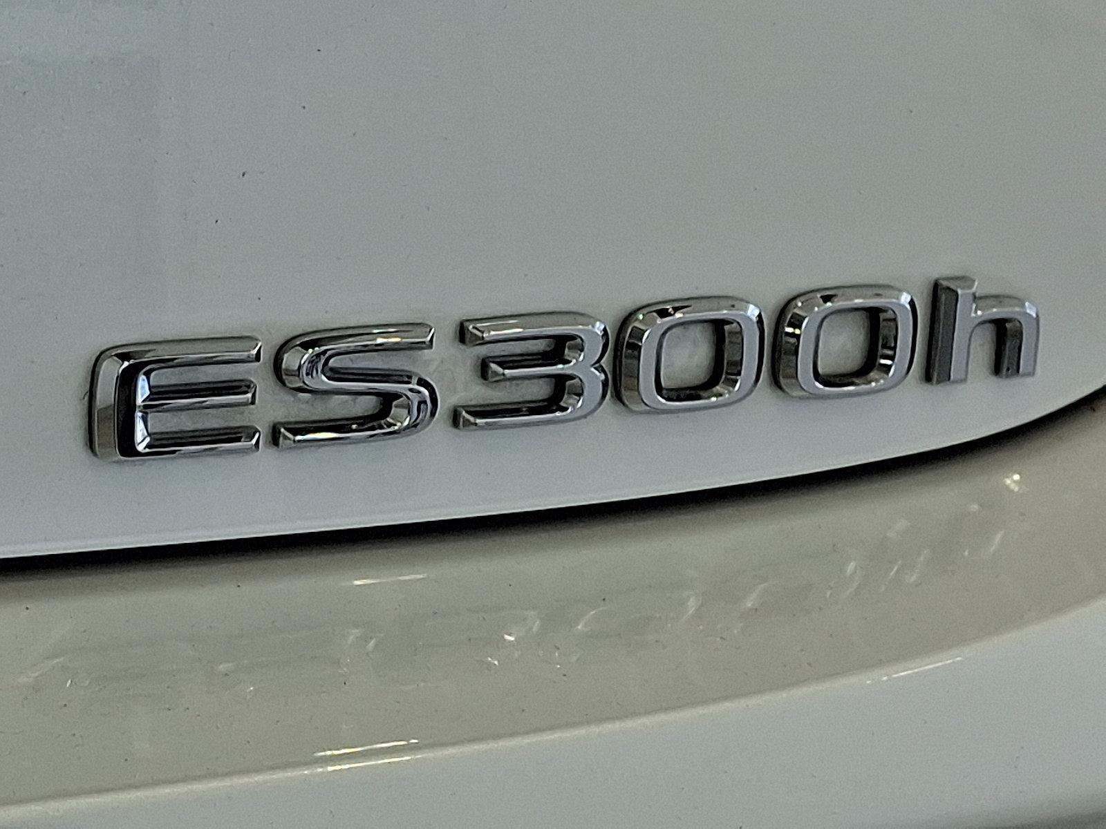 2025 Lexus ES 300h Vehicle Photo in Lancaster, PA 17601