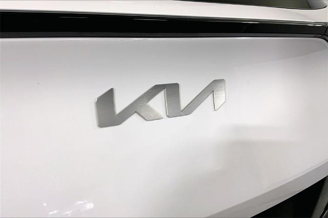 2023 Kia Sportage Vehicle Photo in Lees Summit, MO 64086