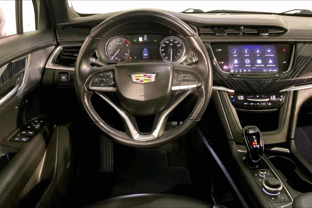 2025 Cadillac XT6 Vehicle Photo in INDEPENDENCE, MO 64055-1314