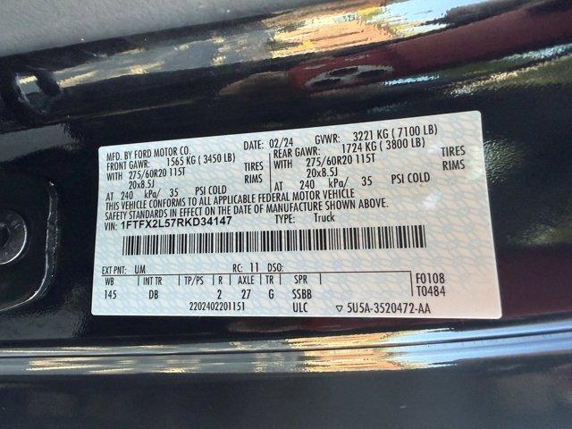 2024 Ford F-150 Vehicle Photo in LEOMINSTER, MA 01453-2952