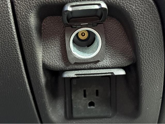 2018 Chevrolet Silverado 1500 Vehicle Photo in BEAUFORT, SC 29906-4218