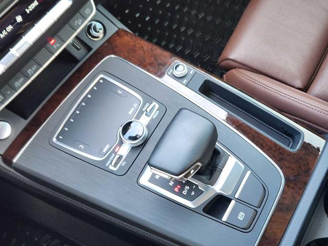 2019 Audi Q5 Vehicle Photo in DENTON, TX 76210-9321