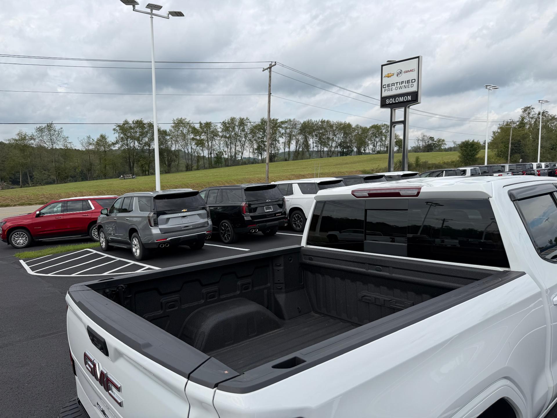 2024 GMC Sierra 1500 photo 12 of 34