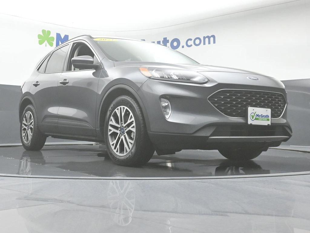 2021 Ford Escape Vehicle Photo in Cedar Rapids, IA 52402