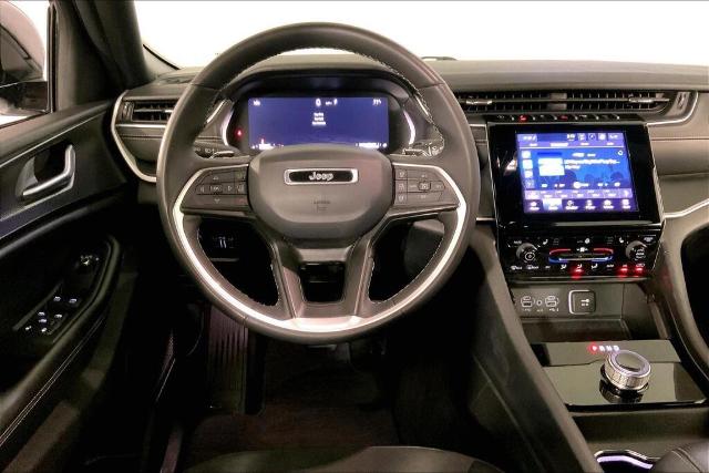 2024 Jeep Grand Cherokee L Vehicle Photo in Kansas City, MO 64114