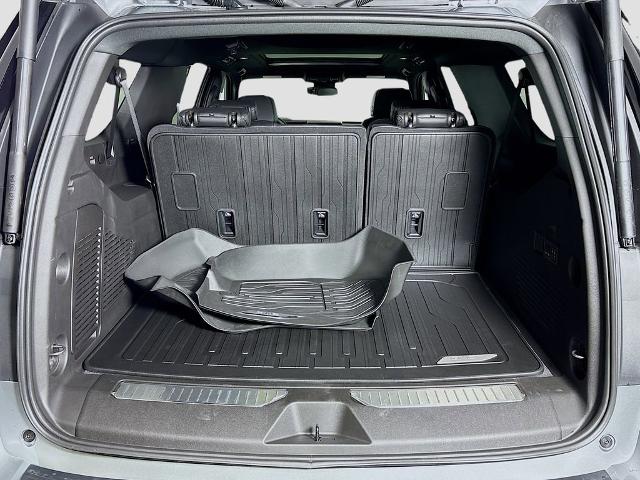 2025 GMC Yukon XL Vehicle Photo in PUYALLUP, WA 98371-4149