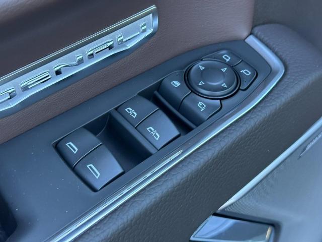 2026 GMC Sierra 1500 Vehicle Photo in COLUMBIA, MO 65203-3903