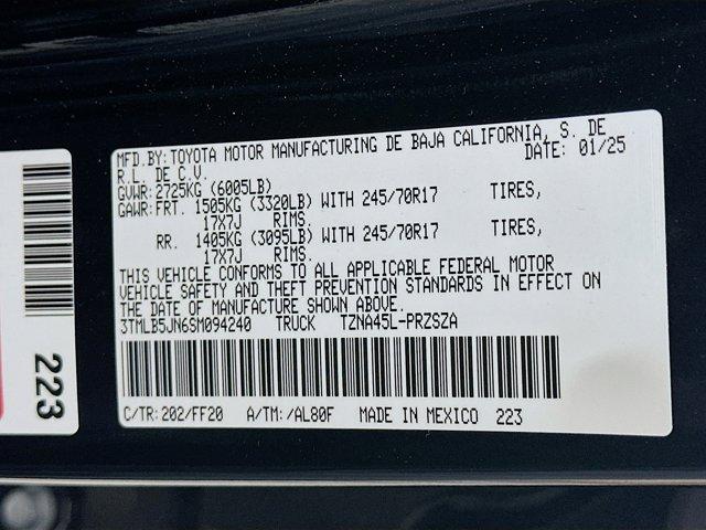 2025 Toyota Tacoma 4WD Vehicle Photo in Flemington, NJ 08822