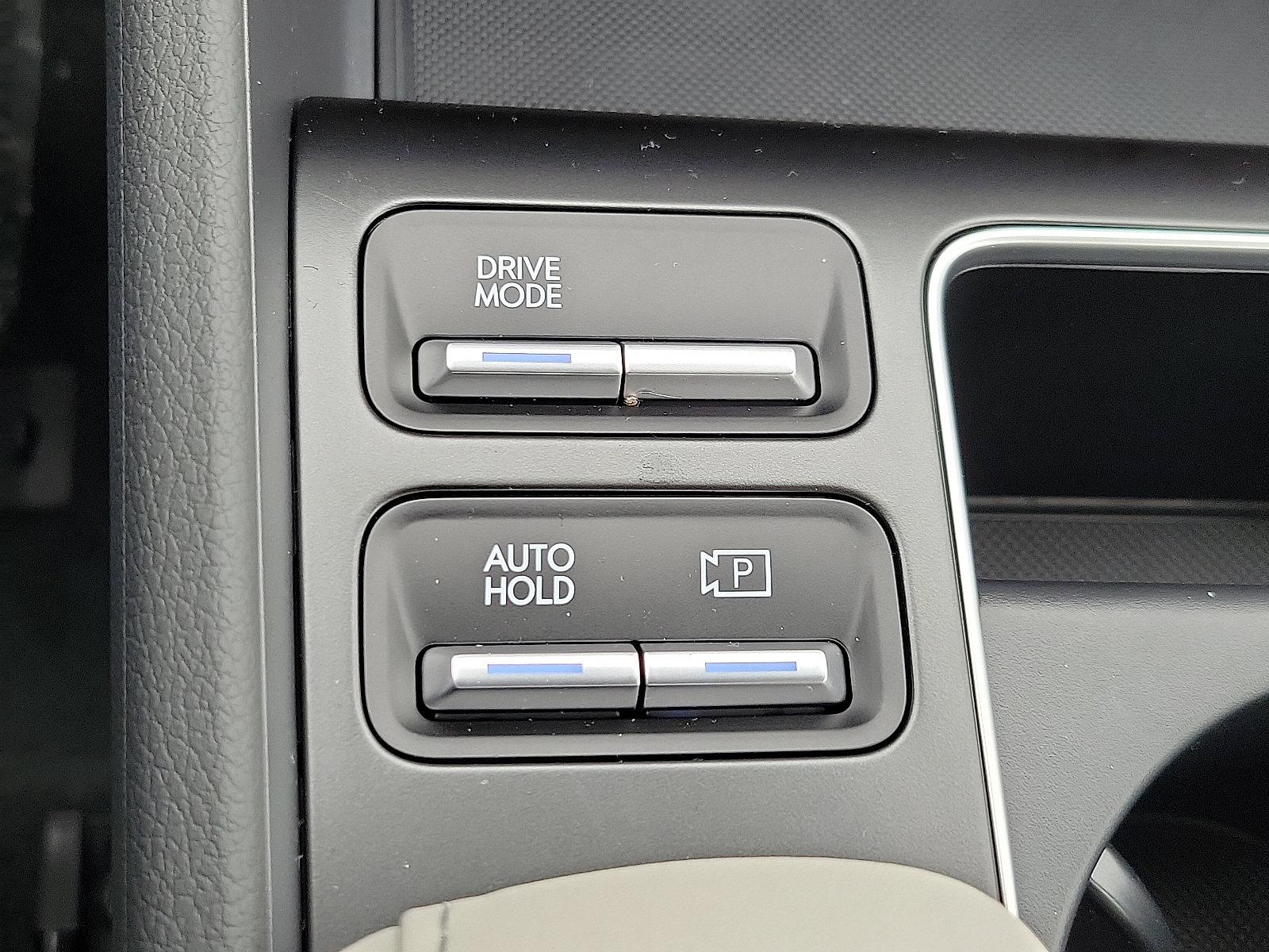 2025 Hyundai SONATA Vehicle Photo in Harrisburg, PA 17111