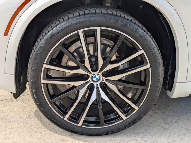 2022 BMW X5 sDrive40i Vehicle Photo in San Antonio, TX 78209