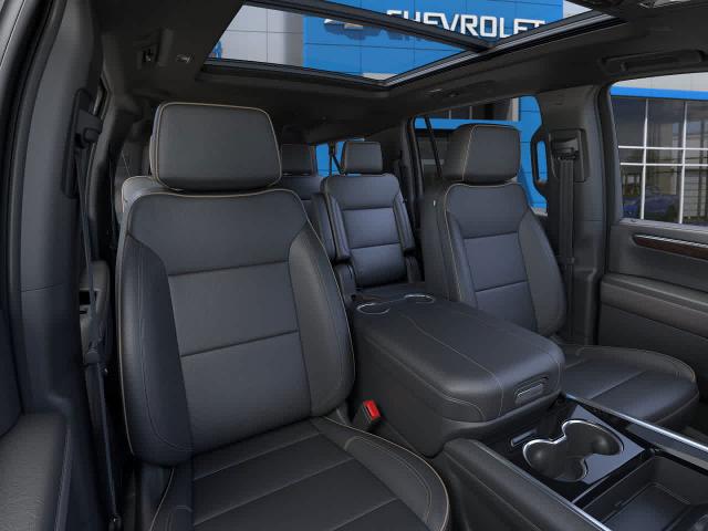 2026 Chevrolet Suburban Vehicle Photo in PITTSBURGH, PA 15226-1209