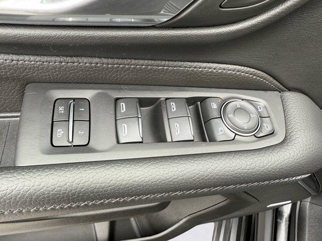 2024 GMC Yukon XL Vehicle Photo in LEOMINSTER, MA 01453-2952