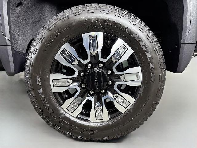 2025 GMC Sierra 2500 HD Vehicle Photo in PUYALLUP, WA 98371-4149