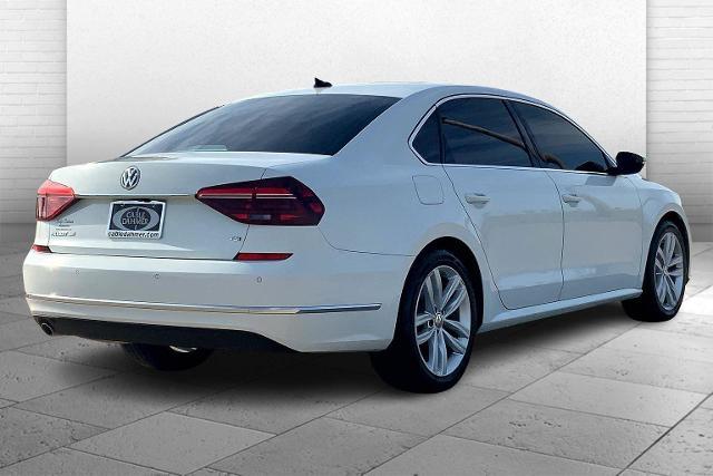 2018 Volkswagen Passat Vehicle Photo in TOPEKA, KS 66609-0000