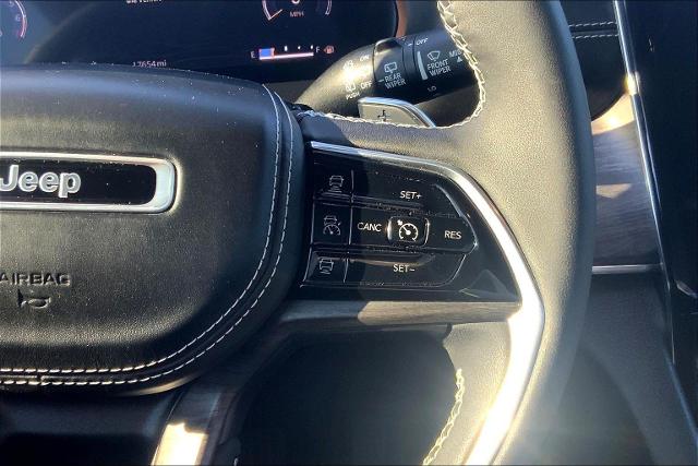 2023 Jeep Grand Cherokee L Vehicle Photo in TOPEKA, KS 66609-0000