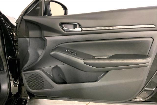 2024 Nissan Altima Vehicle Photo in KANSAS CITY, MO 64114-4502