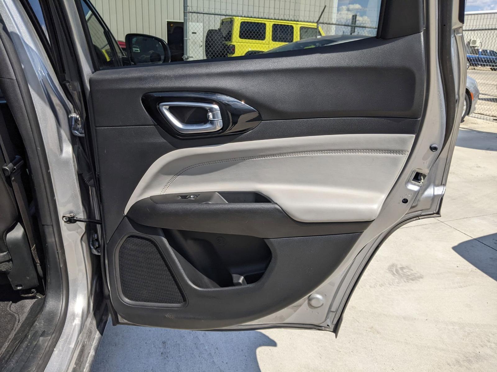 2023 Jeep Compass Vehicle Photo in Seguin, TX 78155