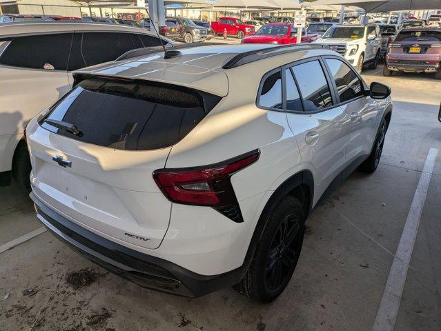 2025 Chevrolet Trax Vehicle Photo in SELMA, TX 78154-1459