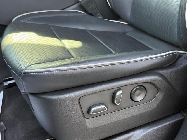 2023 Cadillac Escalade Vehicle Photo in COLUMBIA, MO 65203-3903