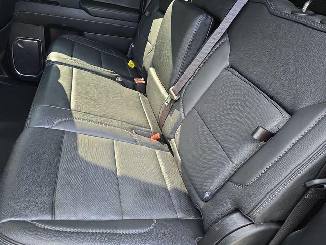 2023 GMC Sierra 1500 Vehicle Photo in Pleasant Hills, PA 15236
