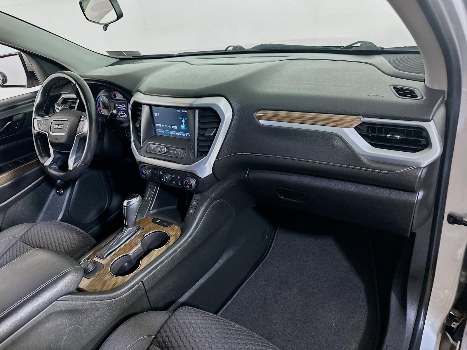 2017 GMC Acadia Vehicle Photo in Langhorne, PA 19047