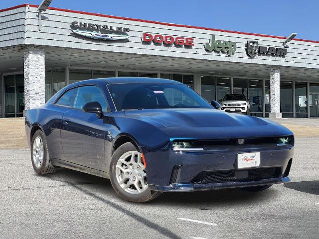 2025 Dodge Charger Daytona Vehicle Photo in Ennis, TX 75119-5114