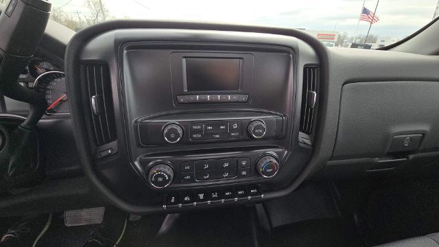 2024 Chevrolet Silverado Chassis Cab Vehicle Photo in INDEPENDENCE, MO 64055-1314
