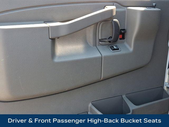 2023 Chevrolet Express Cargo 2500 Vehicle Photo in DANBURY, CT 06810-5034
